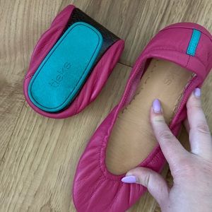 Pink Tieks